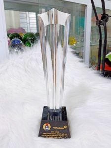 Cúp pha lê trao giải thưởng VietinBank NL01